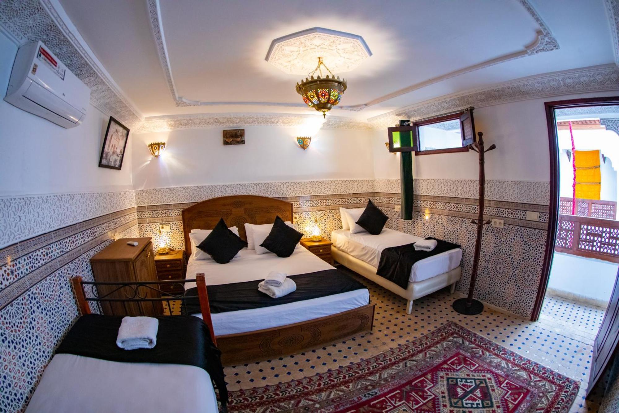 Dar Amir Fes Hotel Bagian luar foto