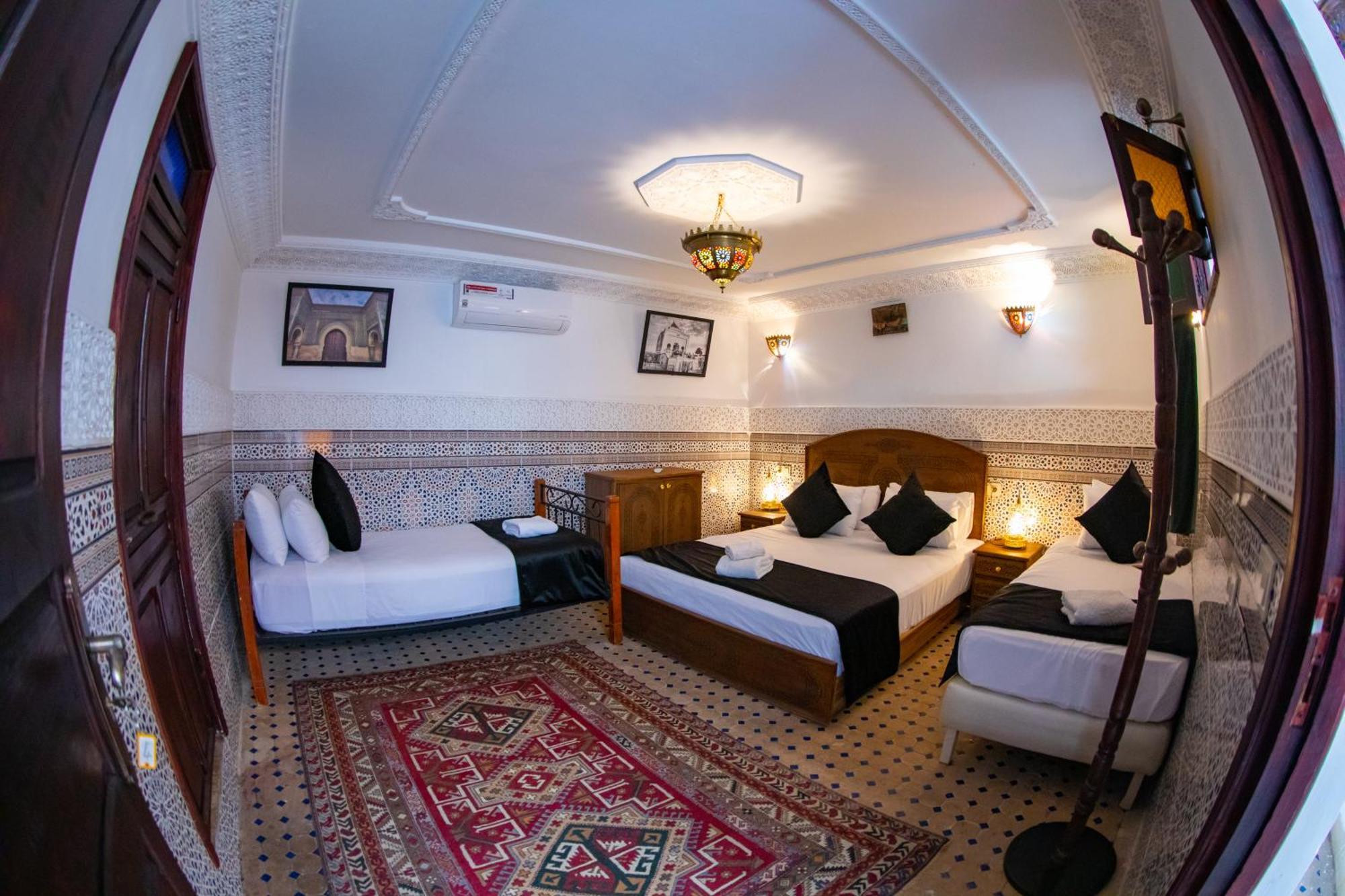 Dar Amir Fes Hotel Bagian luar foto