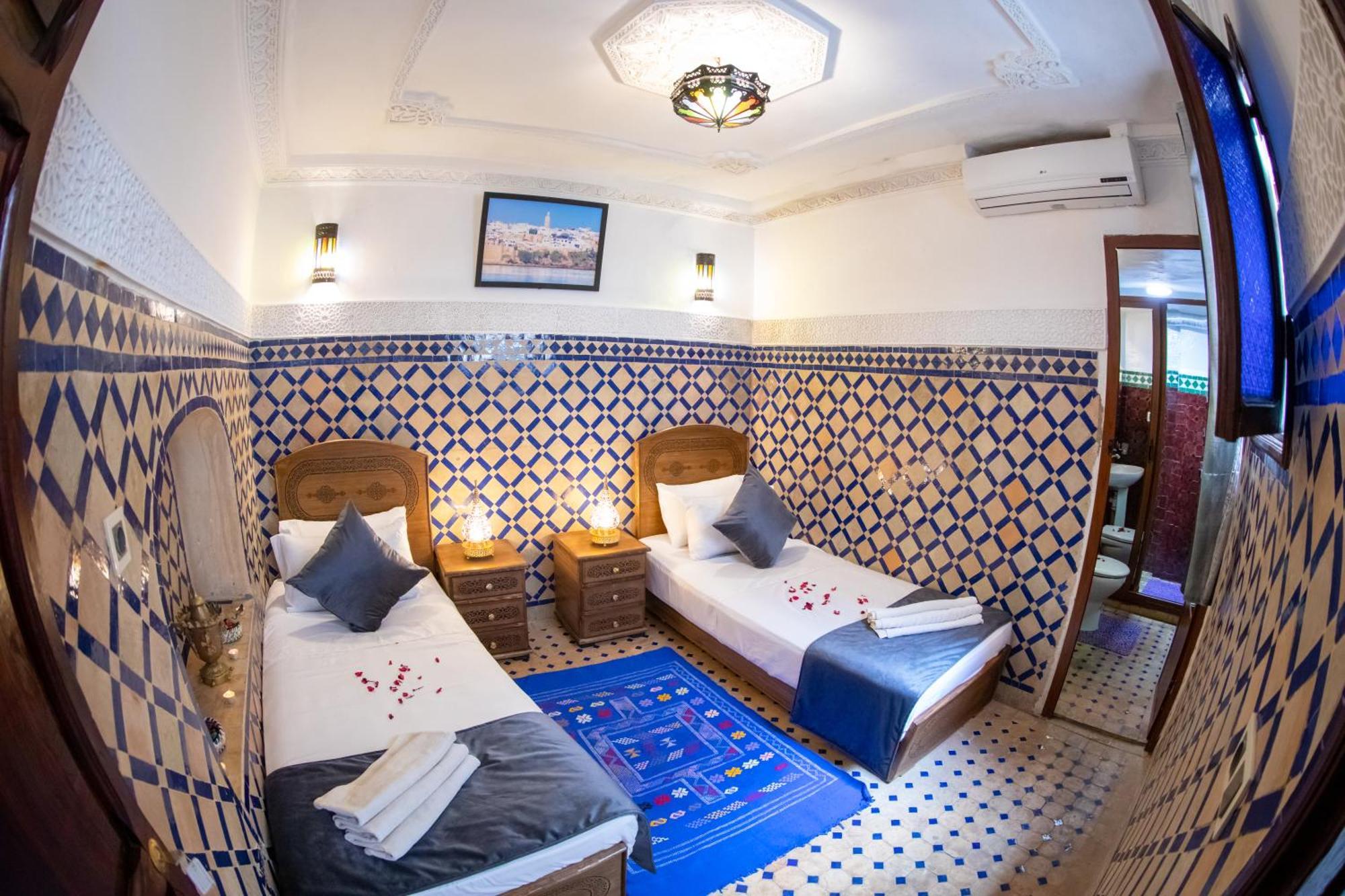 Dar Amir Fes Hotel Bagian luar foto