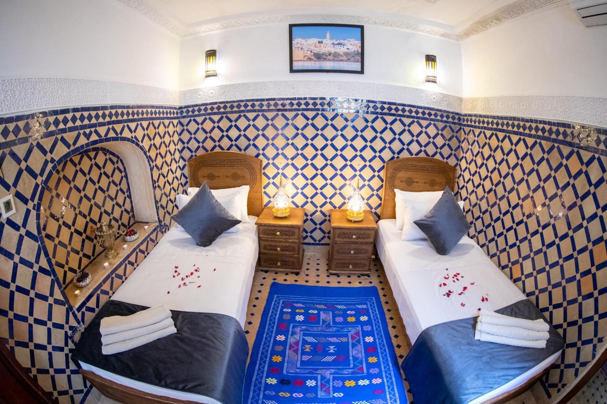 Dar Amir Fes Hotel Bagian luar foto
