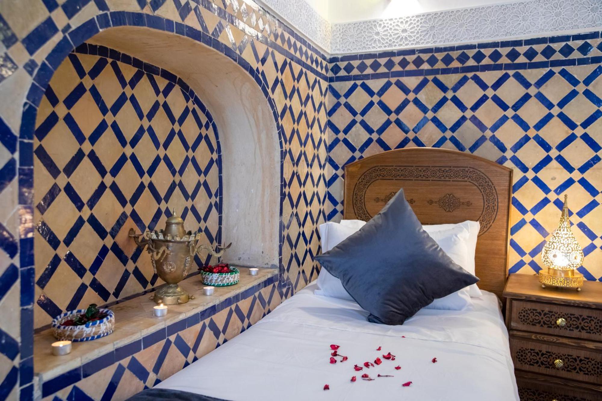 Dar Amir Fes Hotel Bagian luar foto