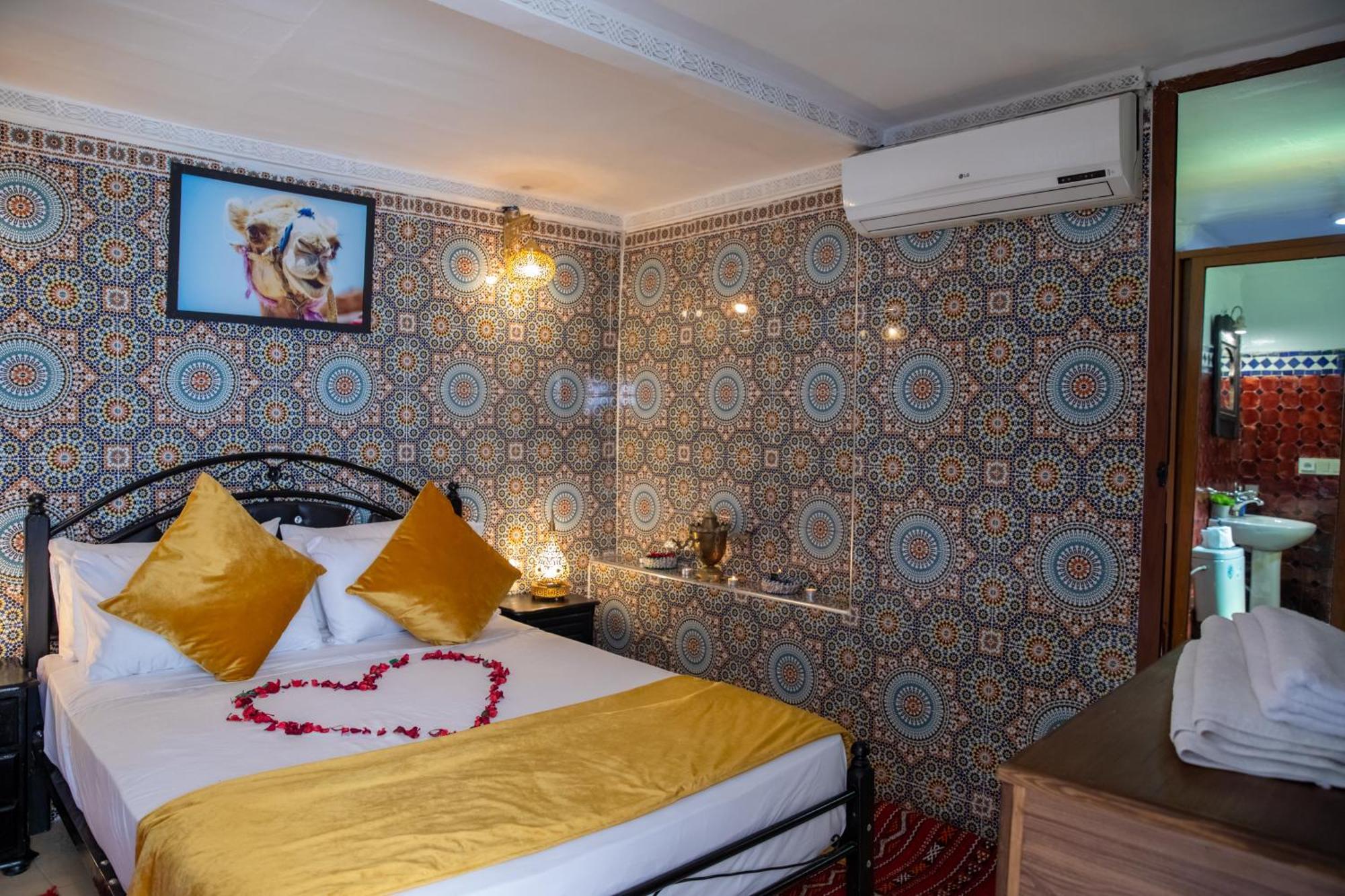 Dar Amir Fes Hotel Bagian luar foto